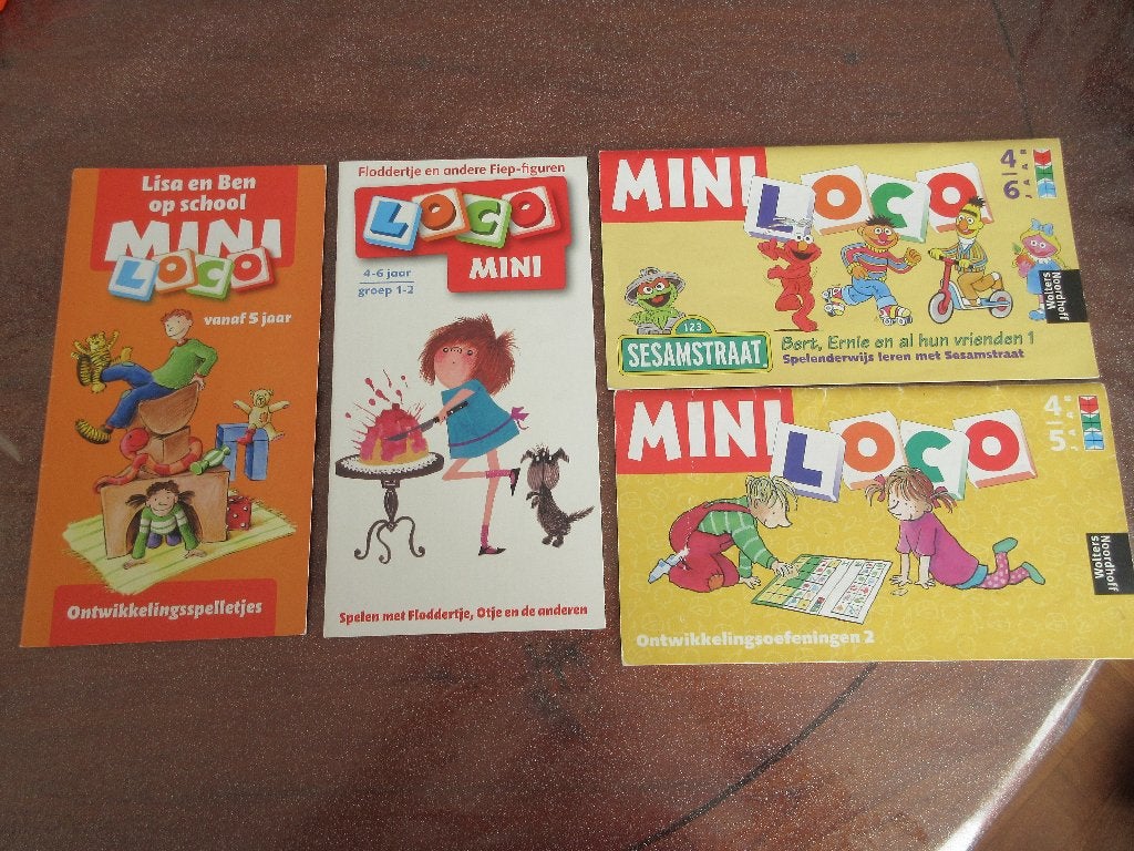 4 x Loco Mini boekjes, Ophalen of Verzenden, Gebruikt, Puzzelen