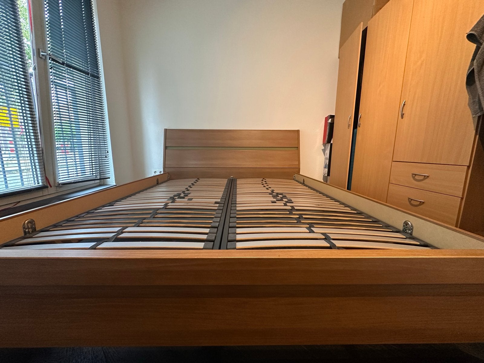 houten tweepersoonsbed 160 x 200 cm | Wooden Double Bed, Gebruikt, Tweepersoons, Ophalen of Verzenden, Bedbodem
