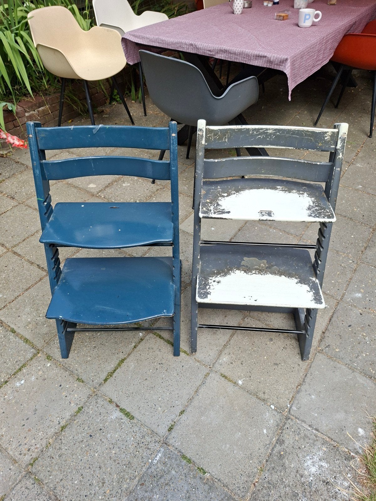 Twee Gebruikte Kinderstoelen - Blauw en Zwart/Wit, Ophalen, Gebruikt, Twee, Blauw