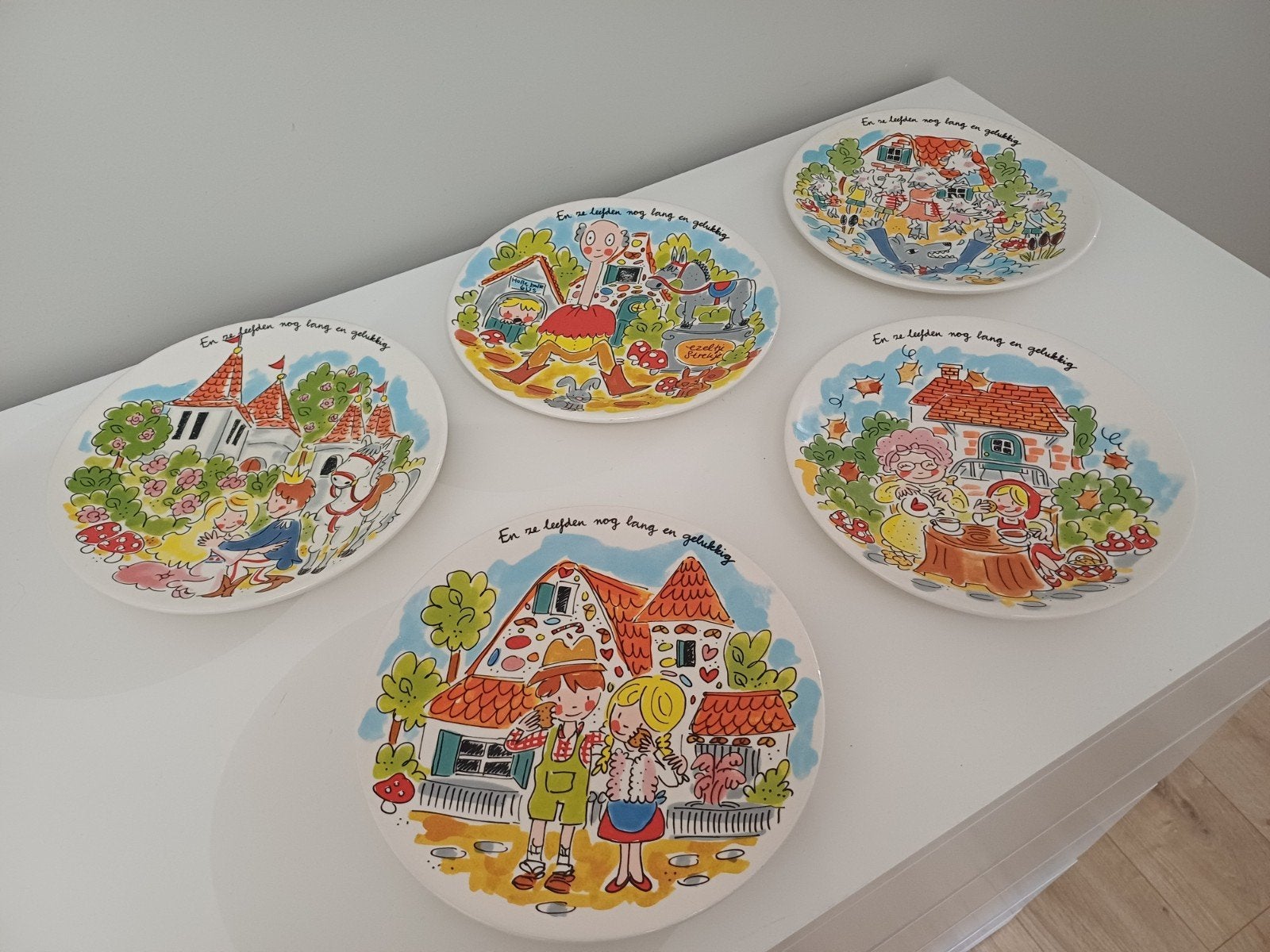 Blond Amsterdam SprookjesBos Efteling borden (5 stuks), Huis en Inrichting, Ophalen, Zo goed als nieuw