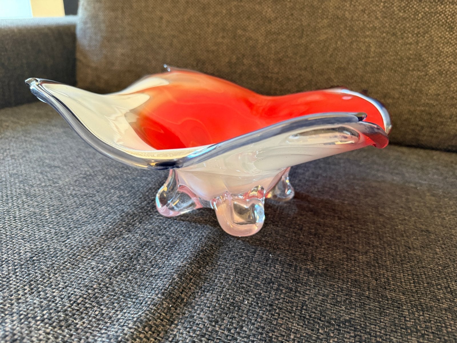 Murano-stijl handgeblazen glazen schaal, rood/wit, Ophalen