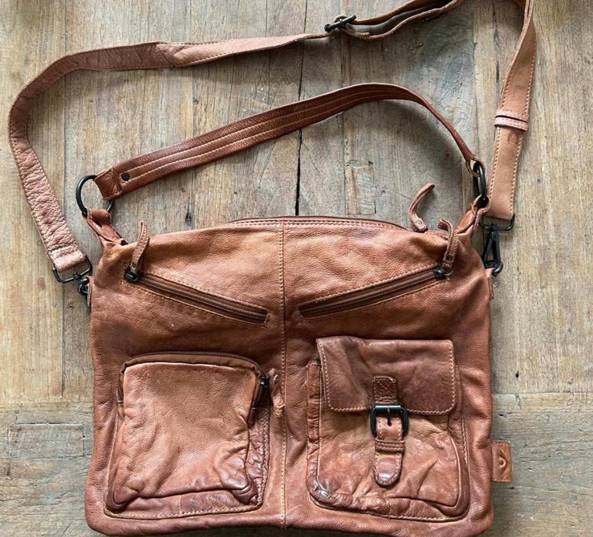 Bruin leren tas, Sieraden, Tassen en Uiterlijk, Tassen | Schoudertassen, Ophalen of Verzenden, Zo goed als nieuw, Bruin, Leer