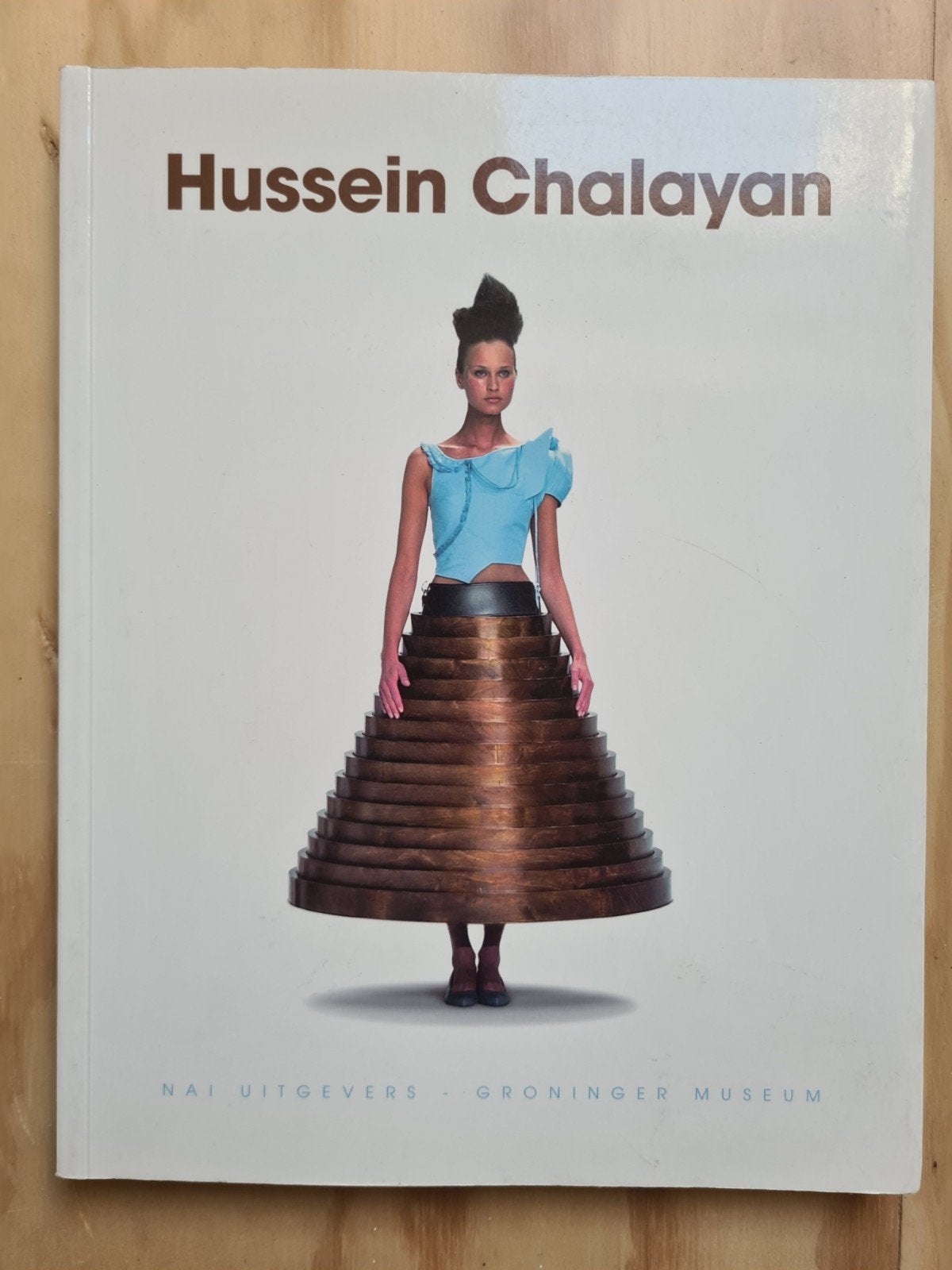Hussein Chalayan modeontwerper. Groninger Museum, Boeken, Ophalen of Verzenden, Zo goed als nieuw