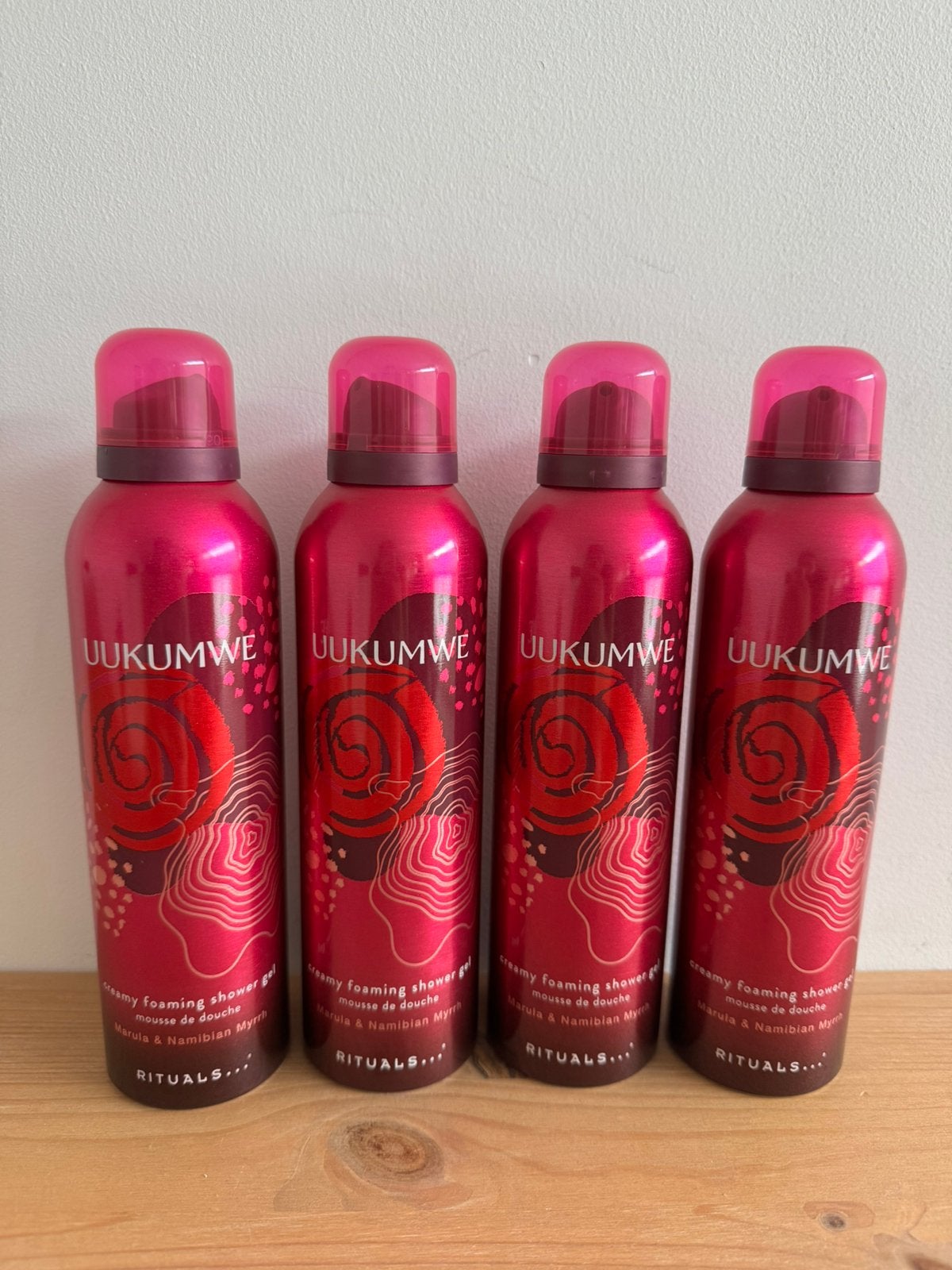 Nieuw Rituals Uukumwe limited edition douche foam 200ml 8x, Verzenden, Nieuw, Bad & Douche