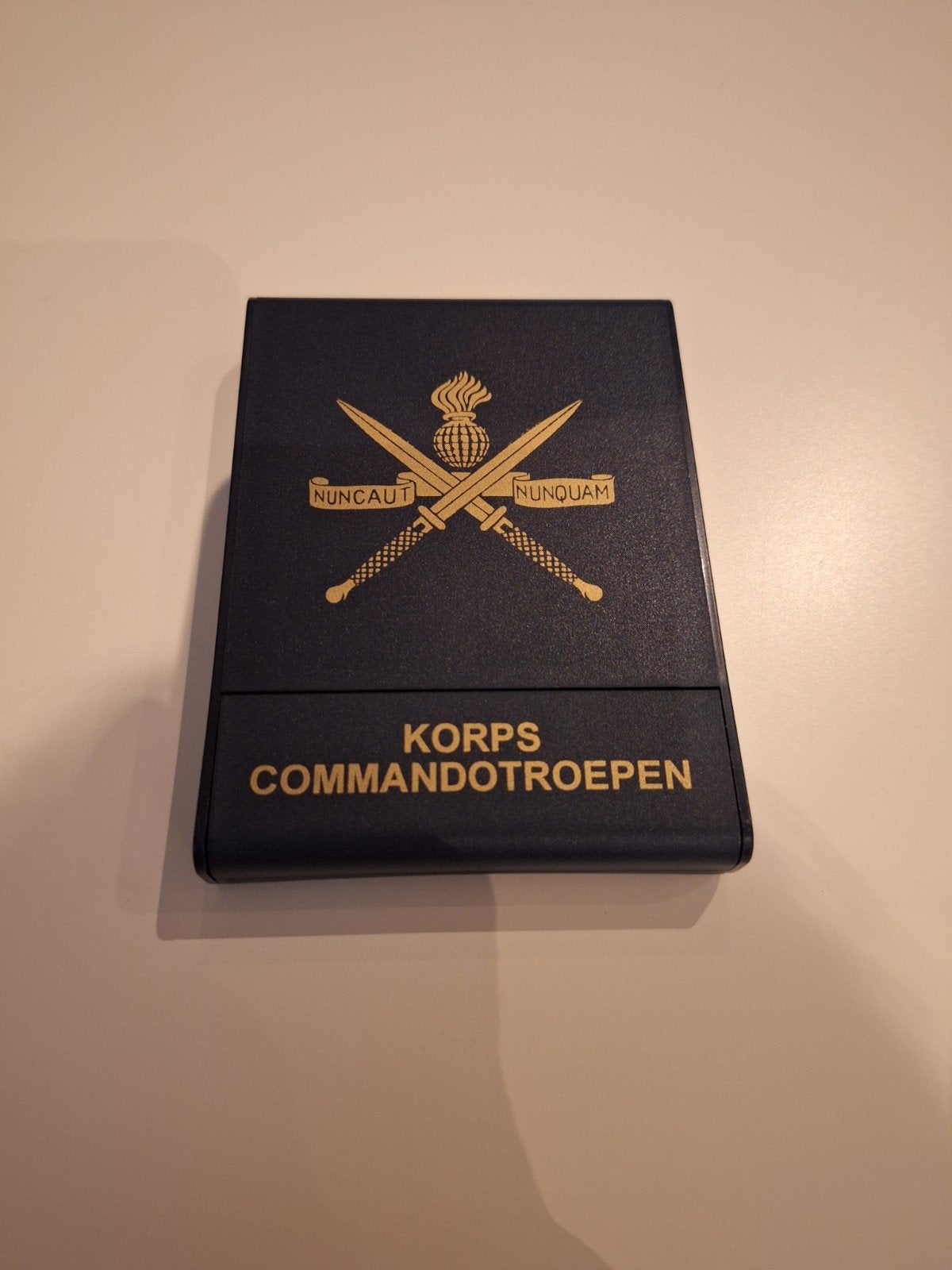 korps commando troepen KCT coin, Ophalen of Verzenden, Landmacht, Nederland, Embleem of Badge