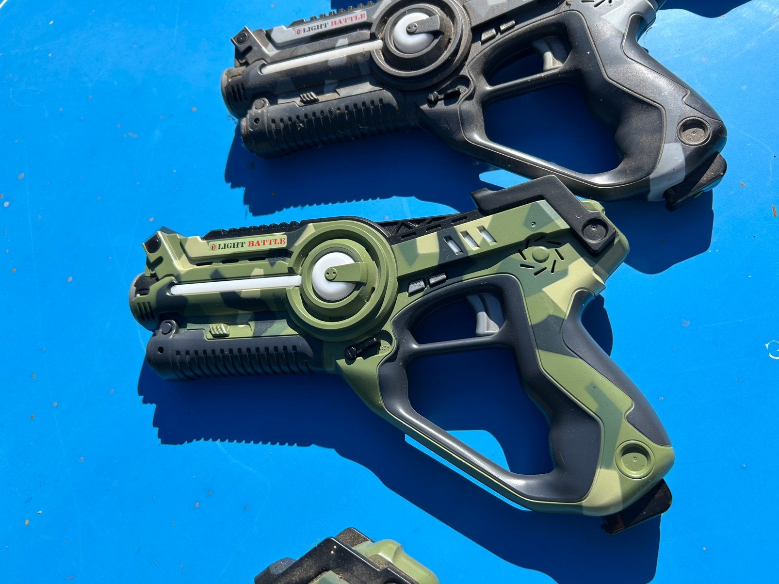 Light Battle Active Camo lasergame-set: 4 guns +4 targets, 3 spelers of meer, Ophalen, Zo goed als nieuw