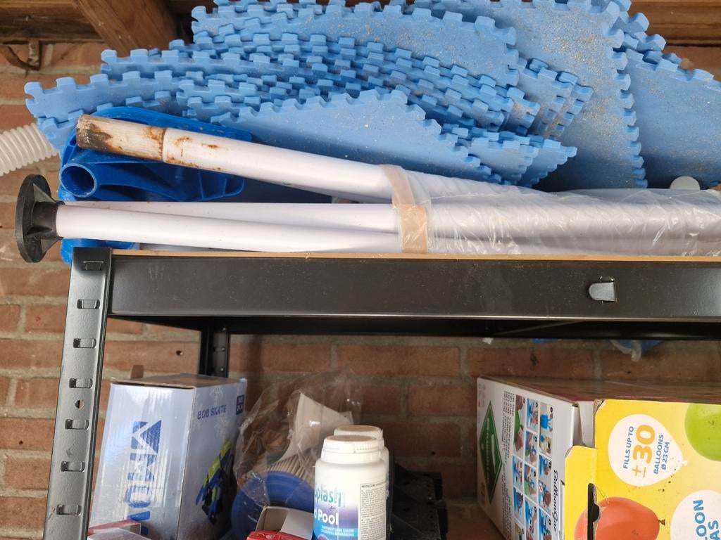Bestway Zwembad 2.59x1.70x61 cm - Perfect voor de zomer!, Minder dan 80 cm, Ophalen of Verzenden, Opzetzwembad, 200 tot 400 cm