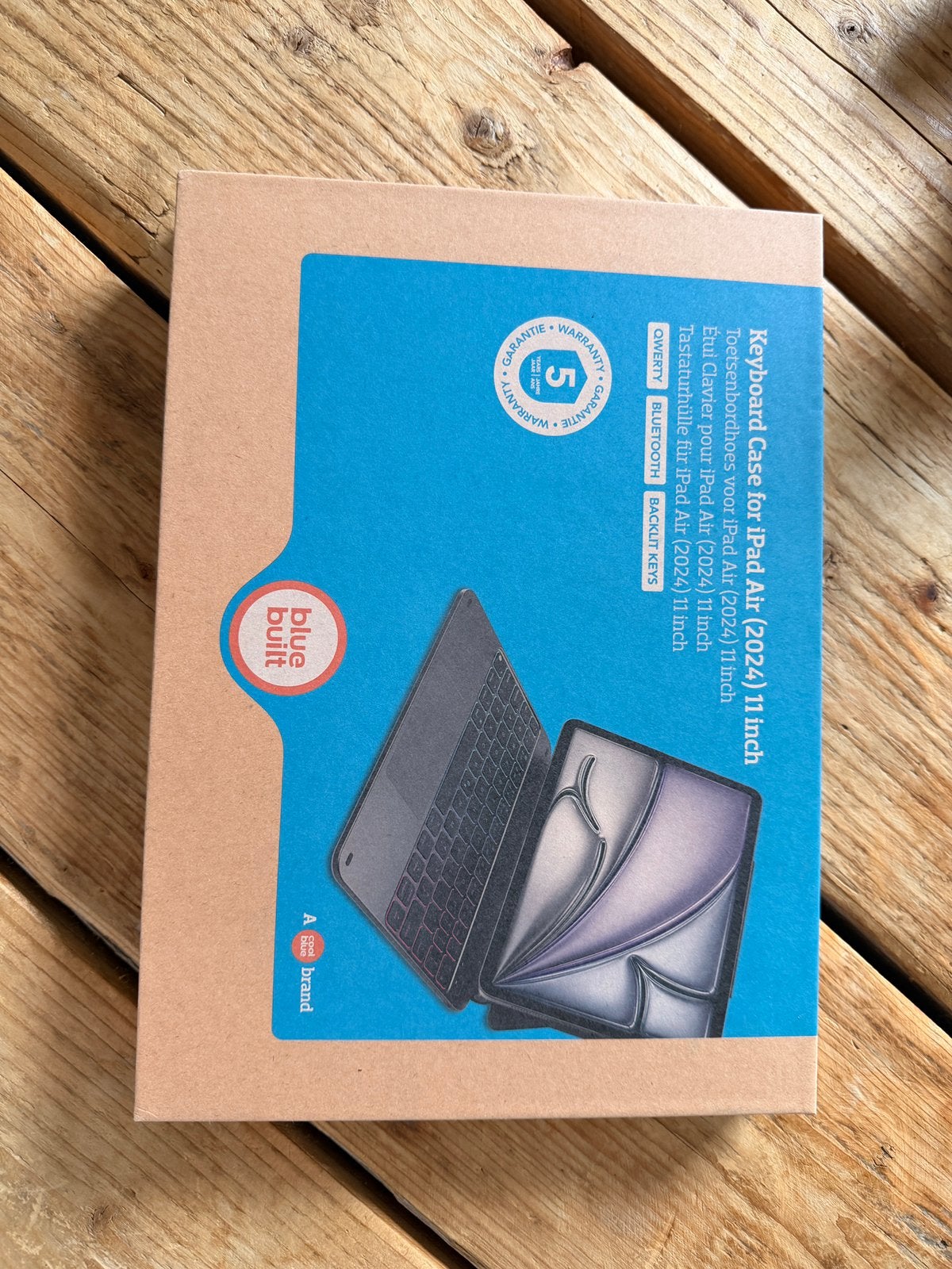 Keyboard case iPad Air 2024 11 inch bluebuilt, Ophalen, Zo goed als nieuw, 11 inch, Bescherming voor- en achterkant