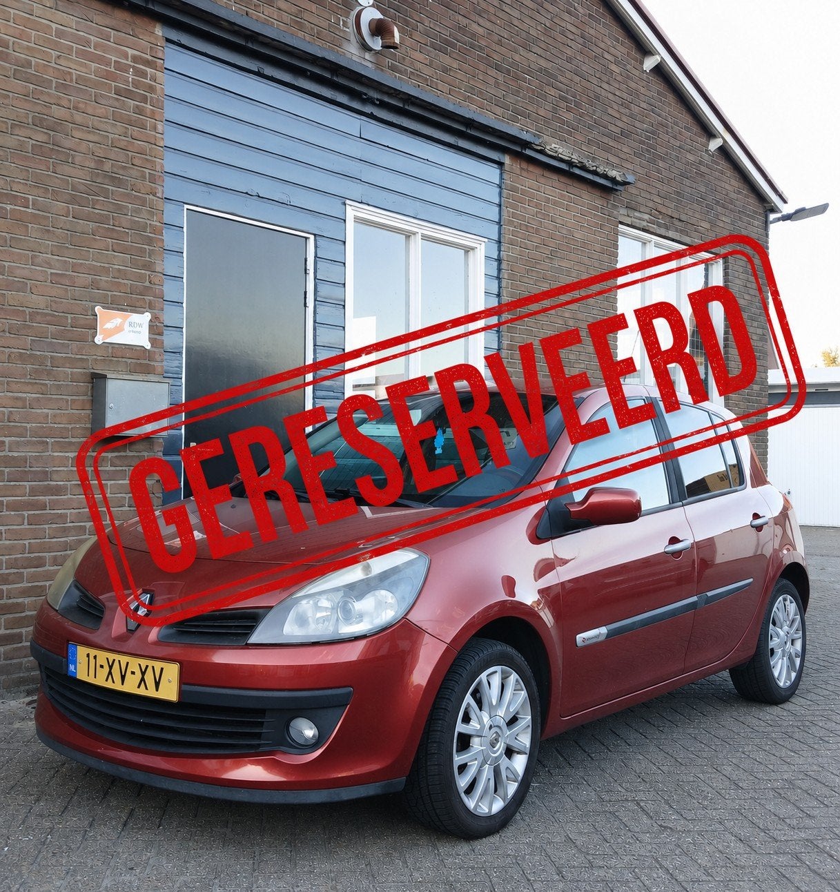 Renault Clio 1.2 16v Rip Curl / Bj.2007 / APK 08-2027, Voorwielaandrijving, Zwart, 4 cilinders, Origineel Nederlands