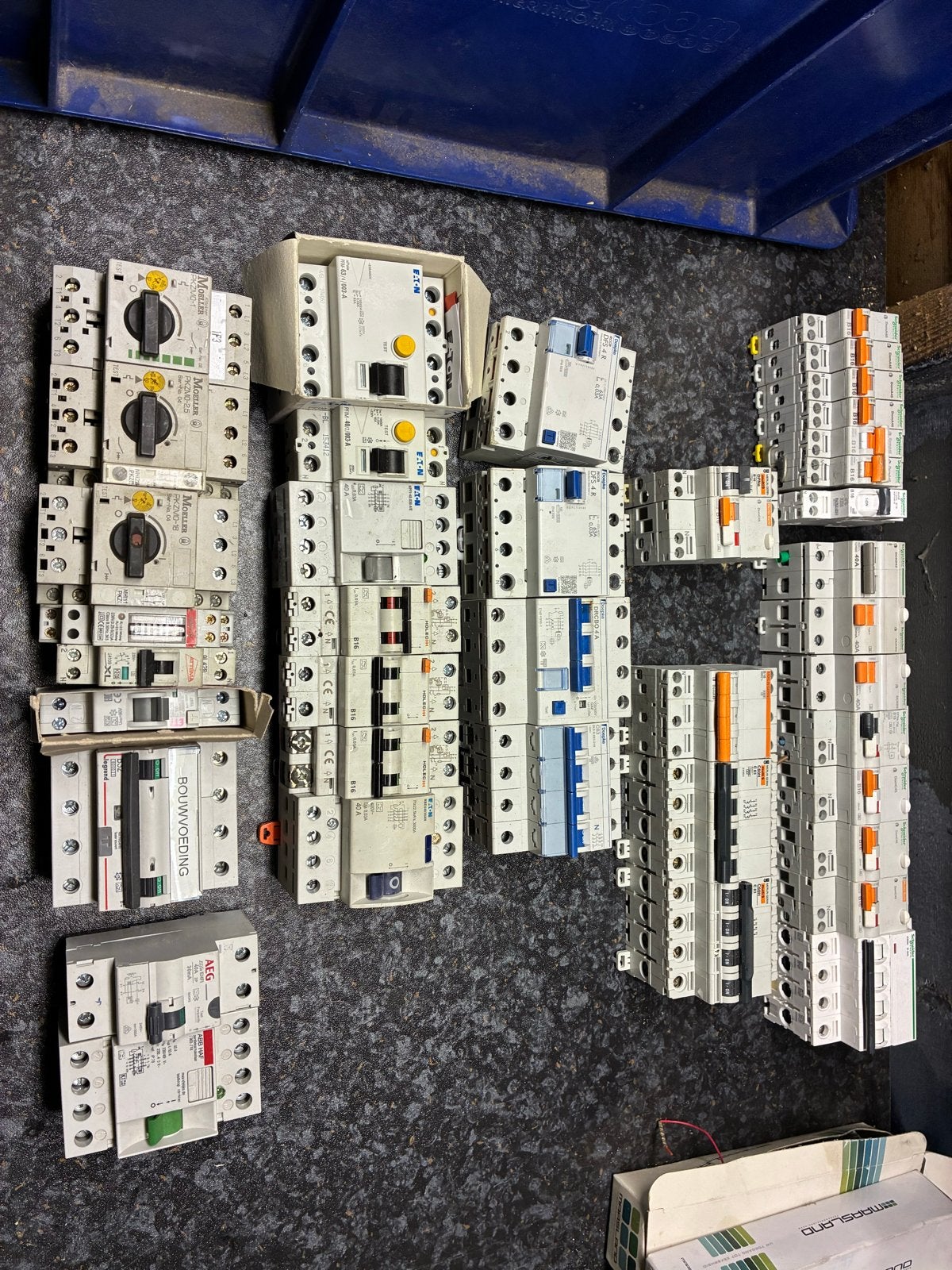 Diverse automaten aardlek groepenkast, Ophalen of Verzenden, Gebruikt, Schneider Electric, Aardlekschakelaar