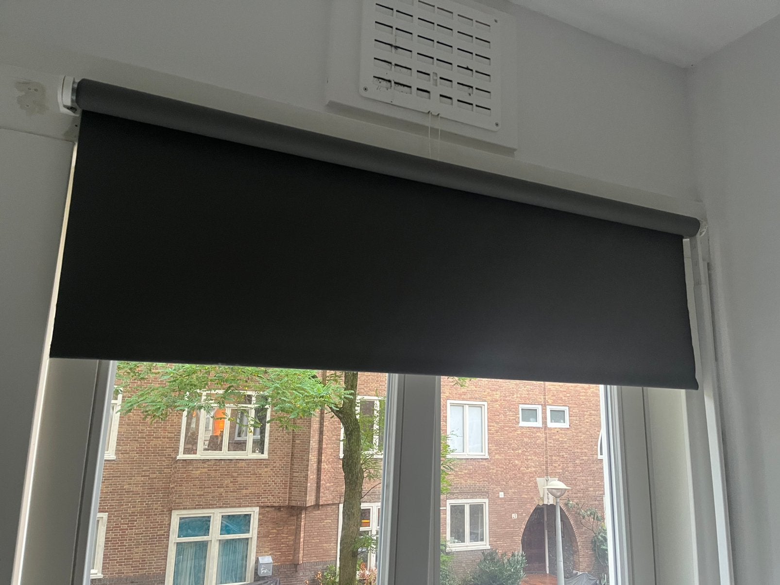 Verduisterend rolgordijn, IKEA Fridans, grijs, 120x195 cm, Ophalen, 120 cm, Gebruikt, Rolgordijn