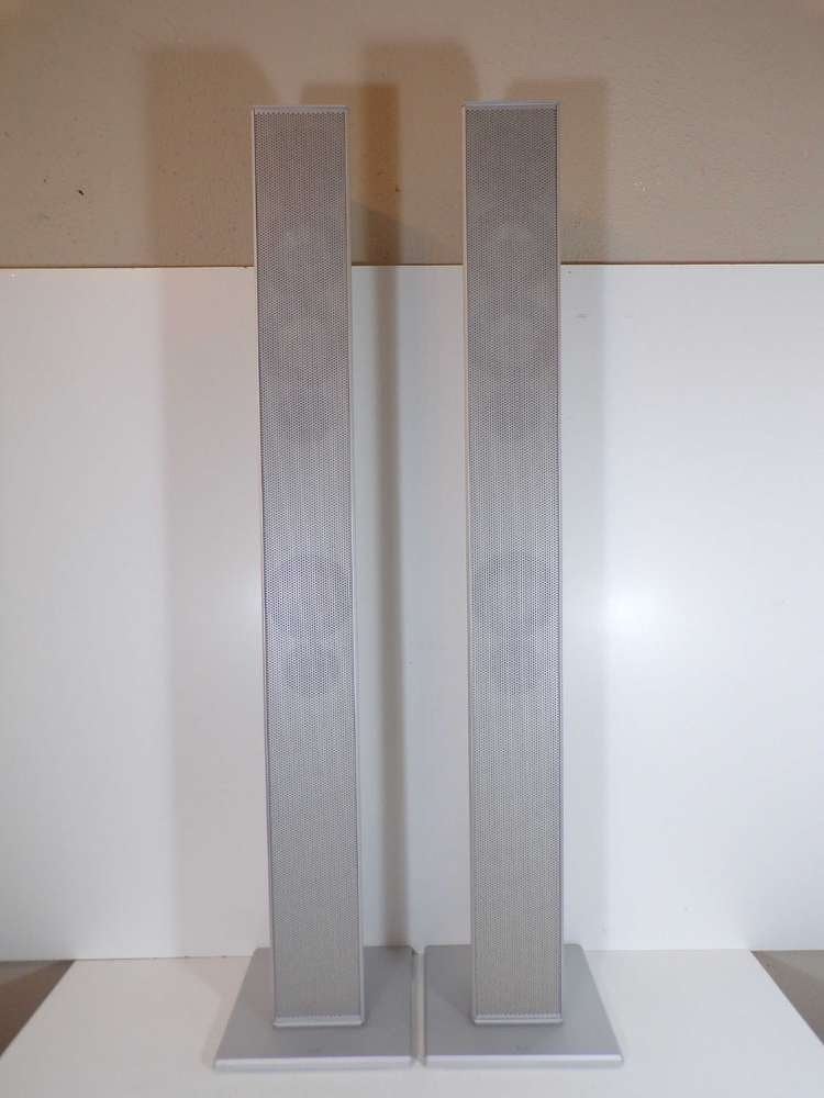 T+A TALIS TLS1 High-End Vloerstaanders Speakers Zilver, Zo goed als nieuw, 60 tot 120 watt, Front, Rear of Stereo speakers, Ophalen