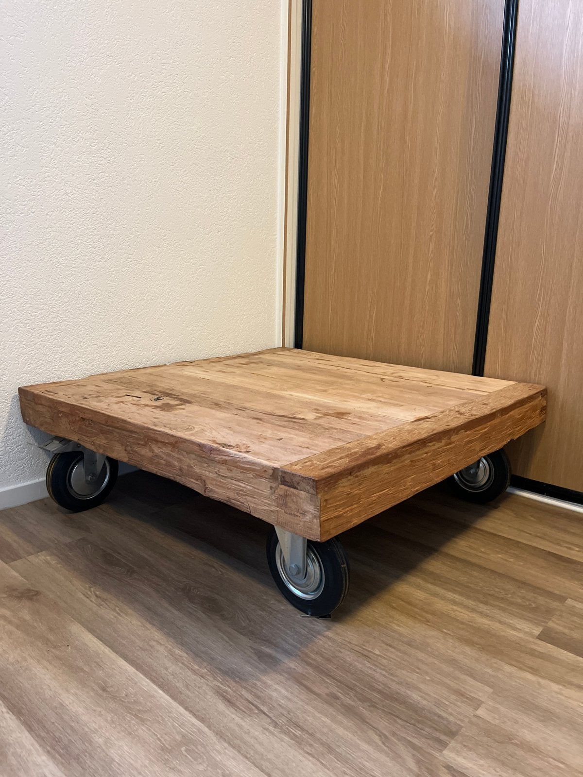 Robuuste salontafel, Ophalen, Gebruikt
