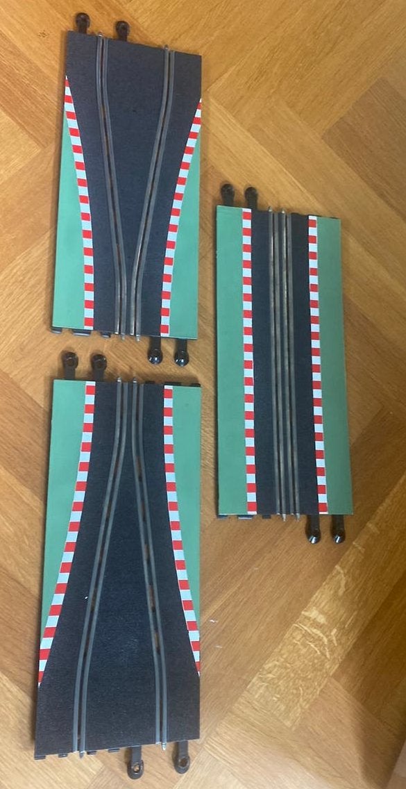 Scalextric uitbreiding 1, Kinderen en Baby's, Speelgoed | Racebanen, Ophalen of Verzenden, Zo goed als nieuw, Elektrisch, Overige merken