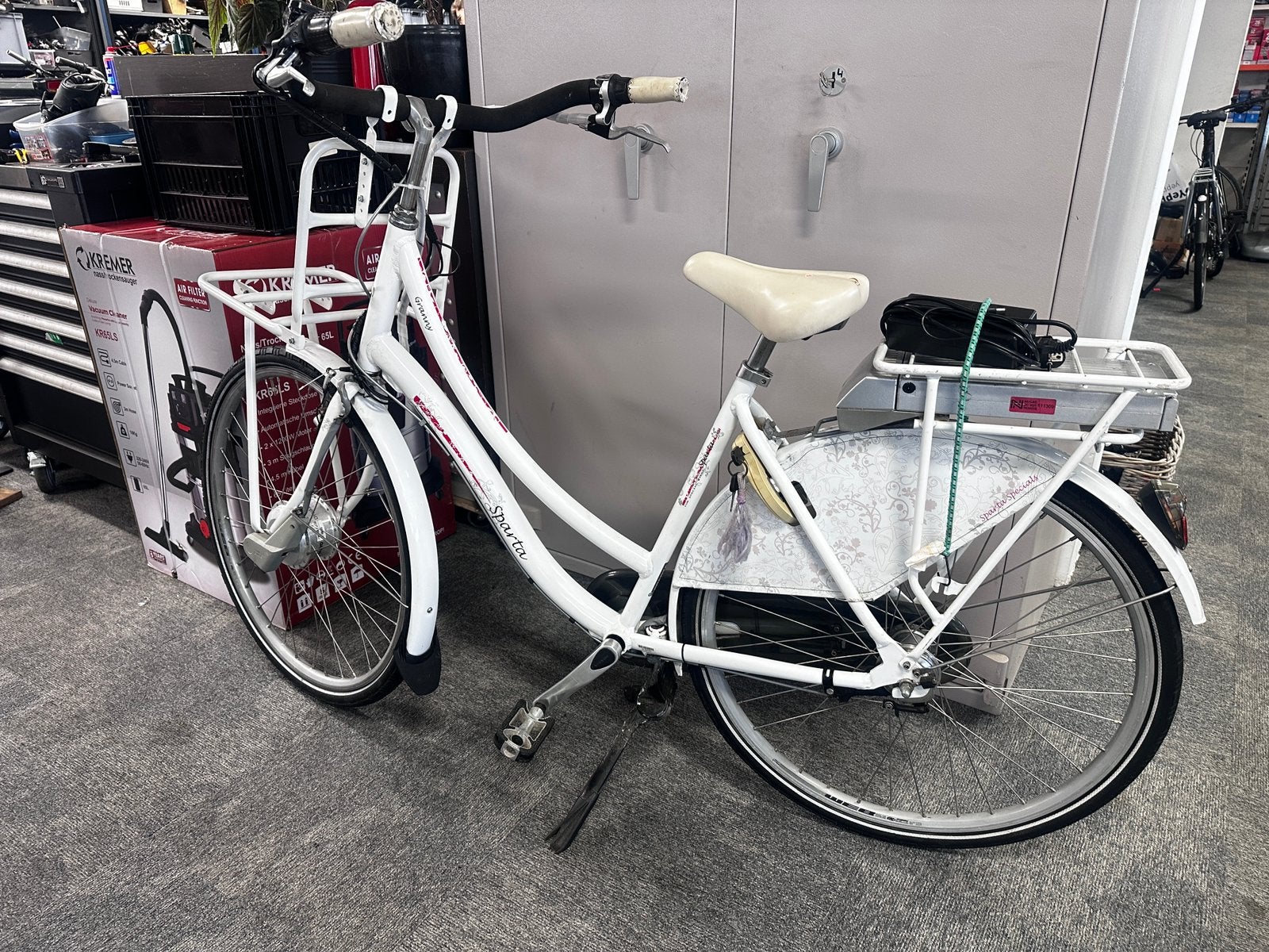 Sparta omafiets damesfiets elektrische, Ophalen of Verzenden, Zo goed als nieuw