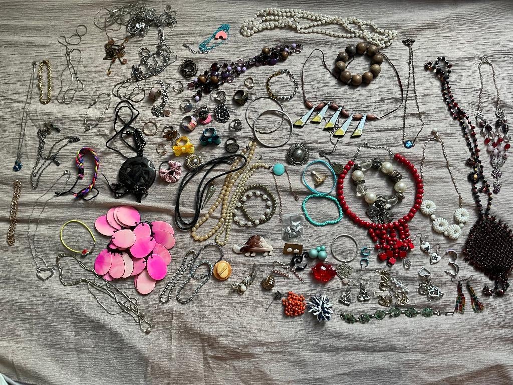 Lot vintage sieraden, Sieraden, Tassen en Uiterlijk, Antieke sieraden, Ophalen of Verzenden, Overige materialen, Overige typen