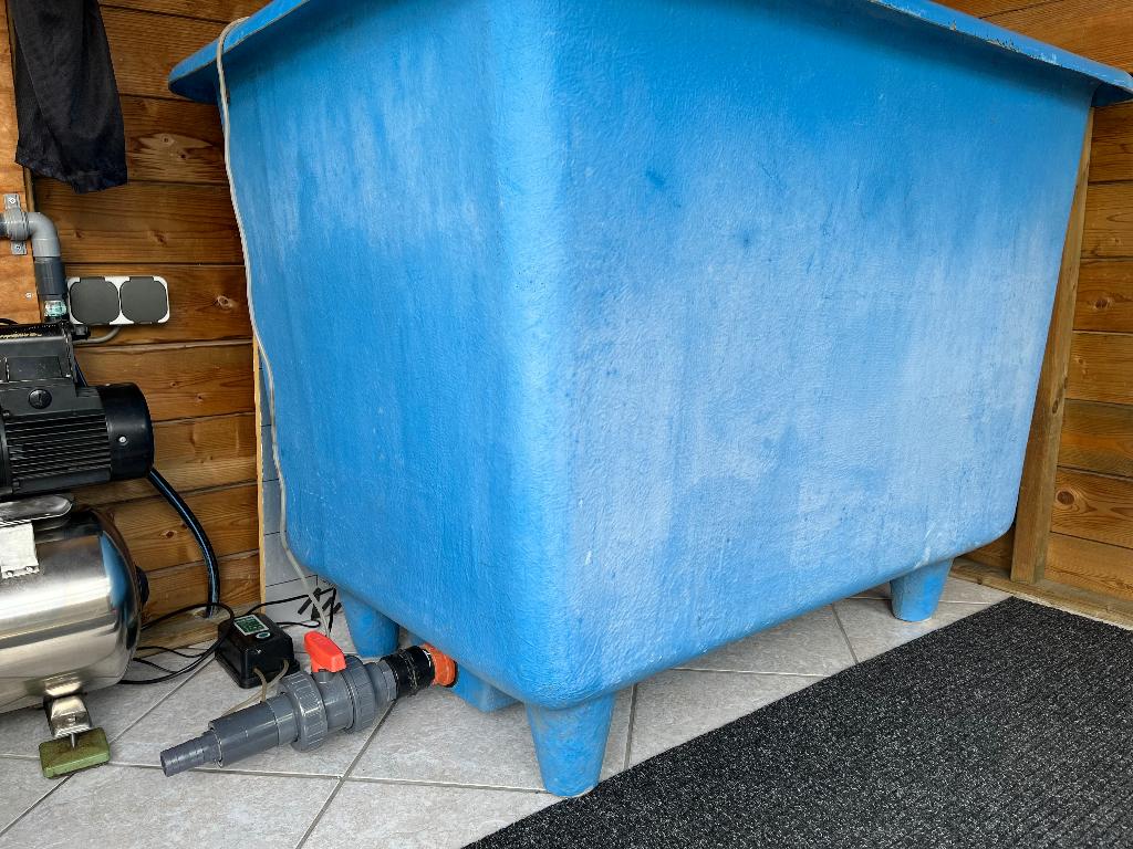 Quarantaine bak voor vissen met bodemdreen afvoer, Tuin en Terras, Vijver-toebehoren, Ophalen, Zo goed als nieuw, Vijverbak