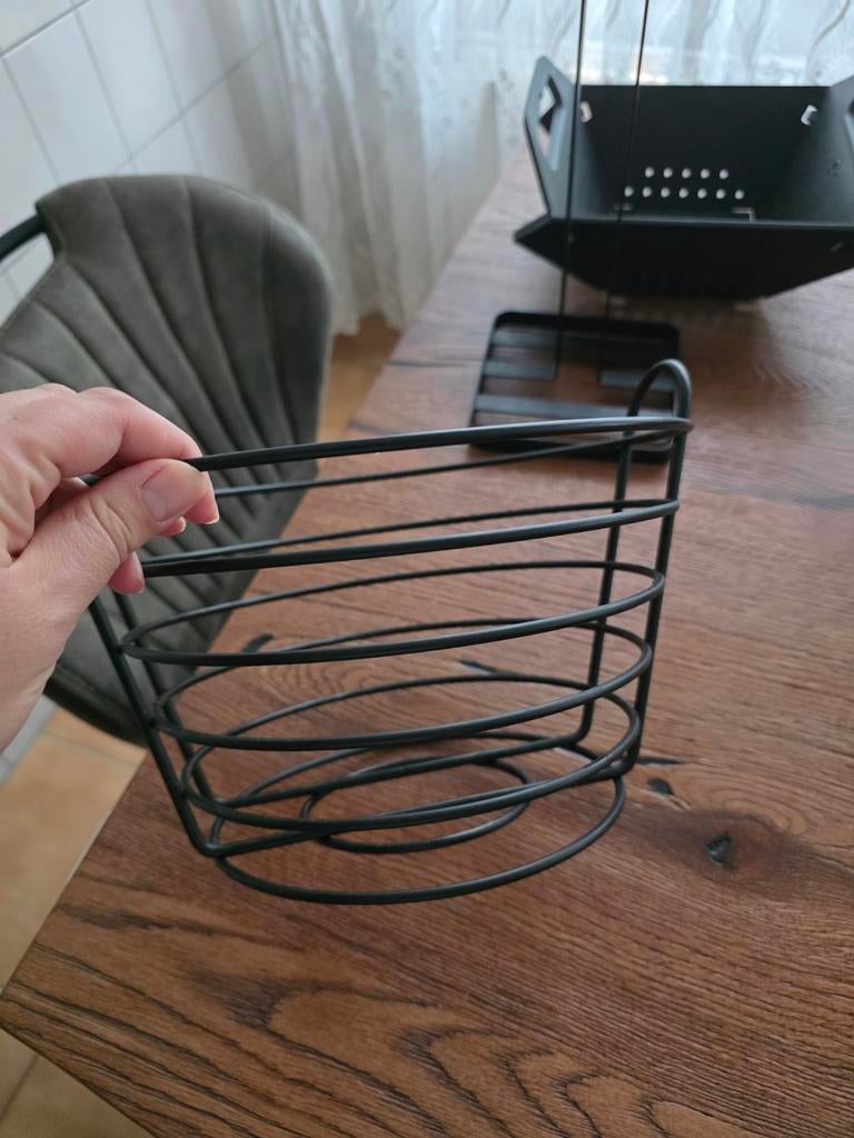 Zwarte metalen fruitmand, Overige materialen, Mand, Rond, Ophalen of Verzenden