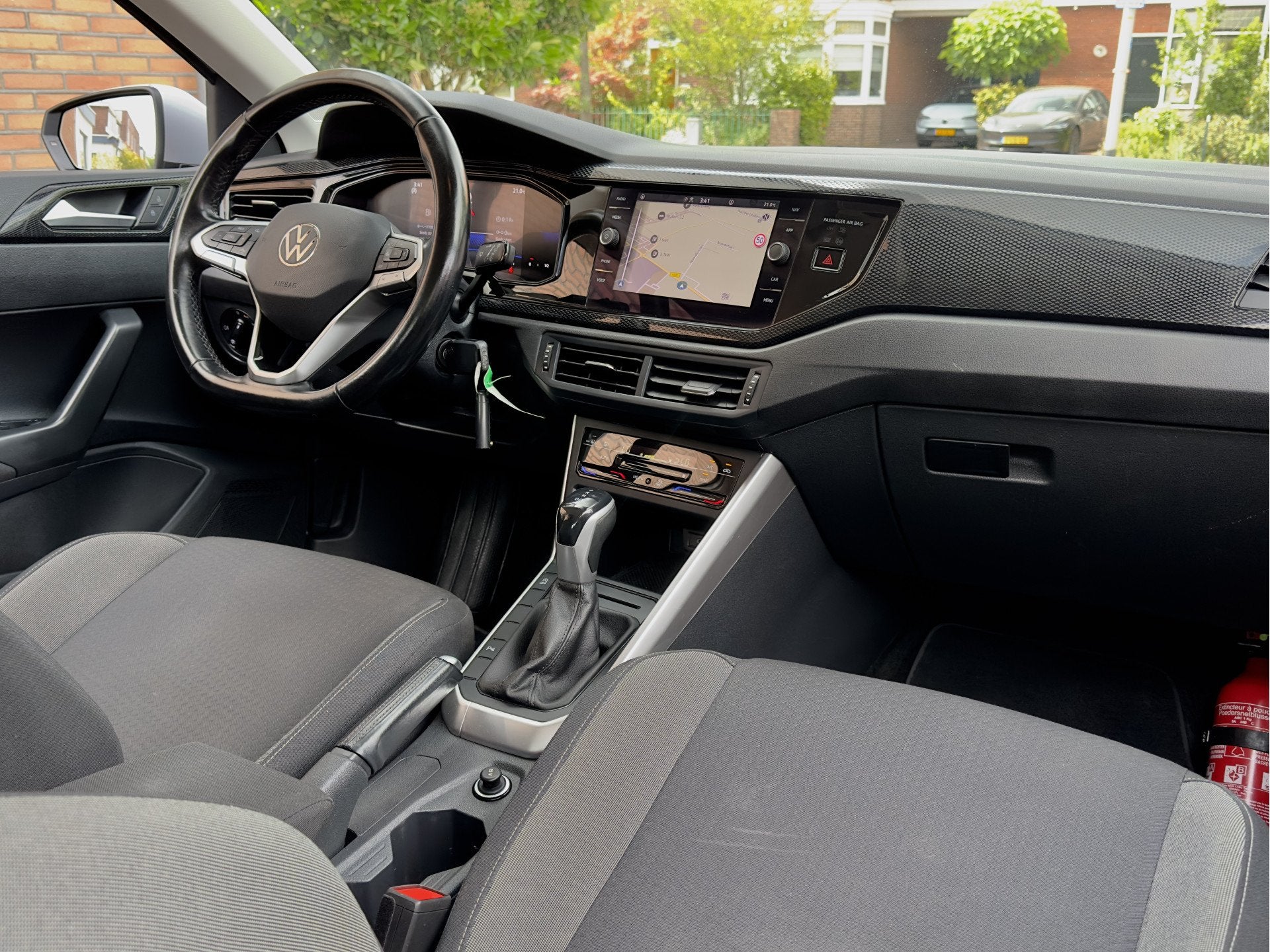 Volkswagen Polo 1.0 TSI AUT7 LIFE EDITION FACELIFT NAVI AIRC, Auto's, Gebruikt, Euro 6, Adaptive Cruise Control, 600 kg