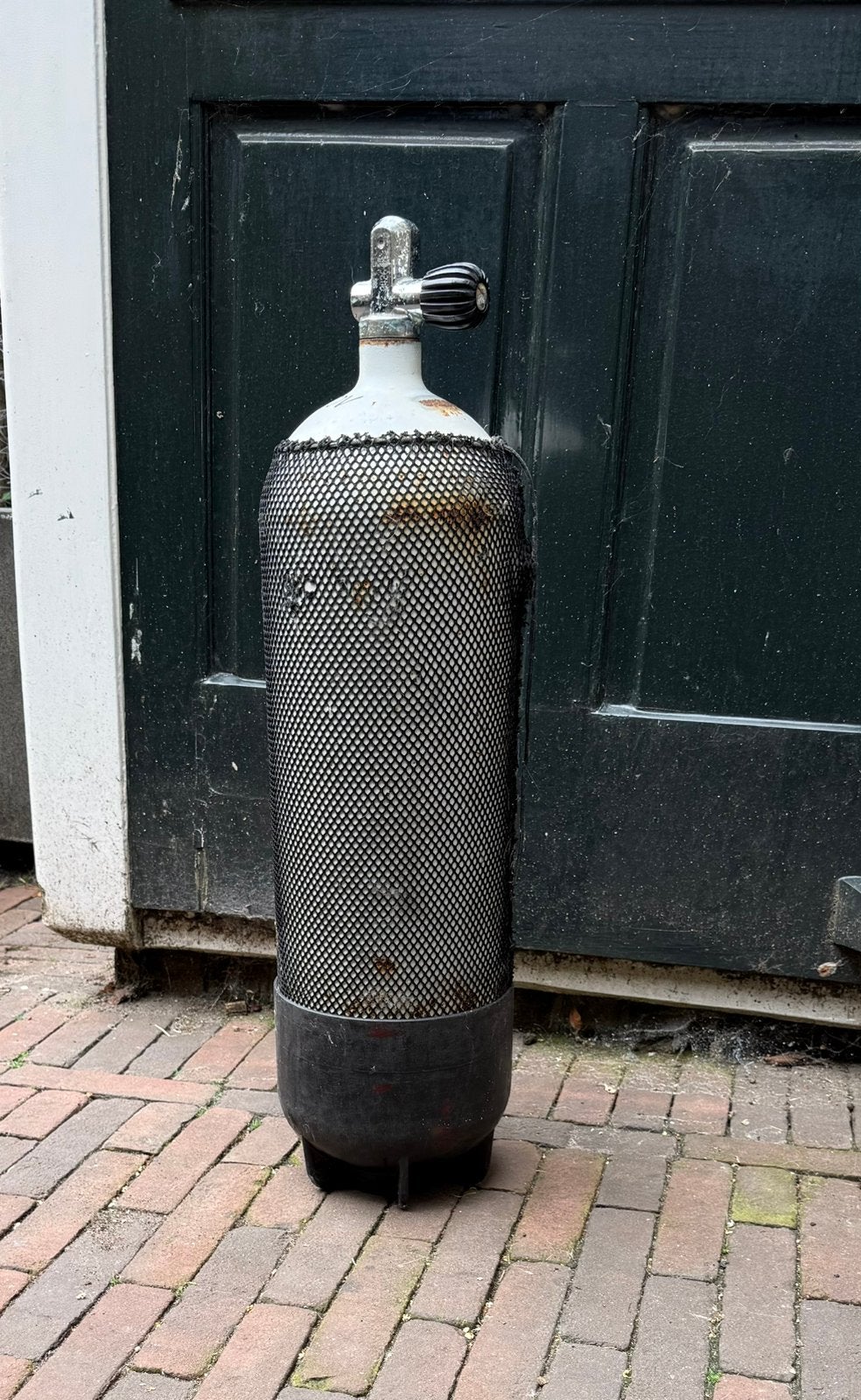 Gratis 10 liter duikfles — moet wel gekeurd worden, Ophalen, Gebruikt, Duikfles