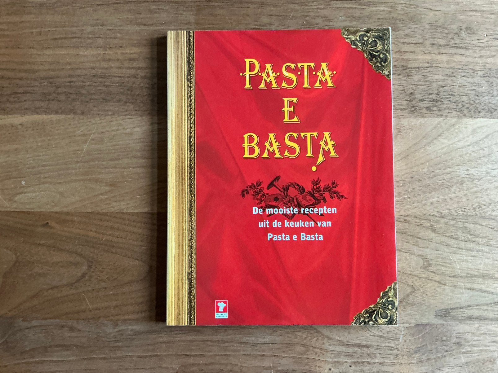 Kookboek van Restaurant Pasta e Basta in Amsterdam, Ophalen of Verzenden, Zo goed als nieuw, Italië