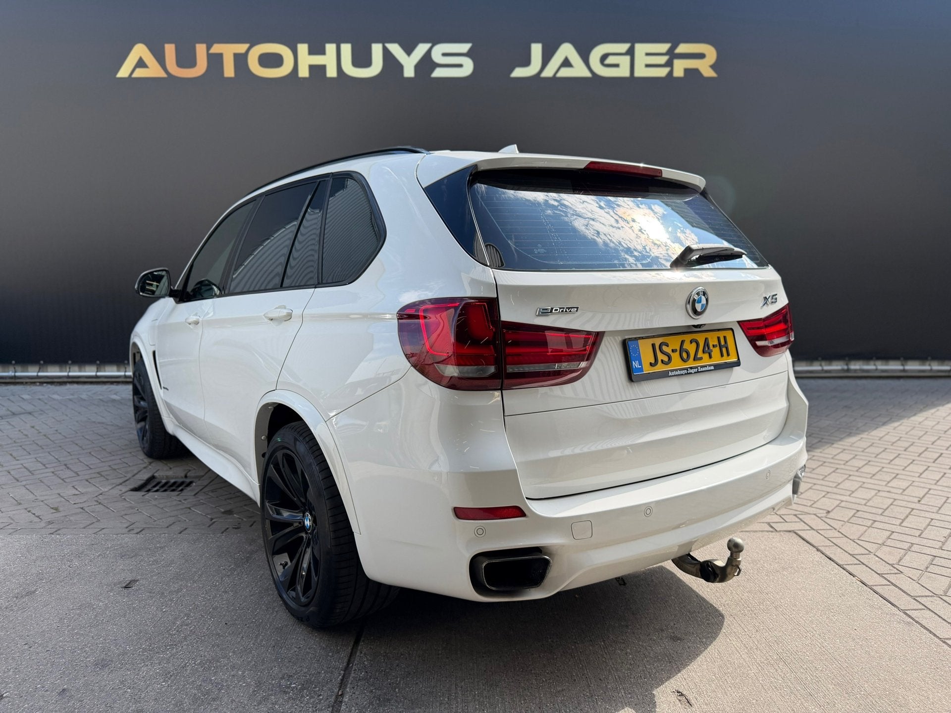 BMW X5 xDrive40e Pano Softclosed Hud H&K Leer Keyless 360 Me, Dealer onderhouden, Gebruikt, 4 cilinders, Wit