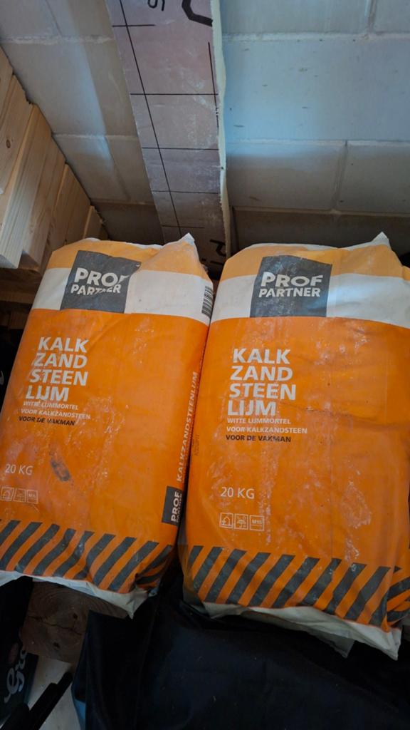 Kalkzandsteen lijm, Ophalen, Nieuw