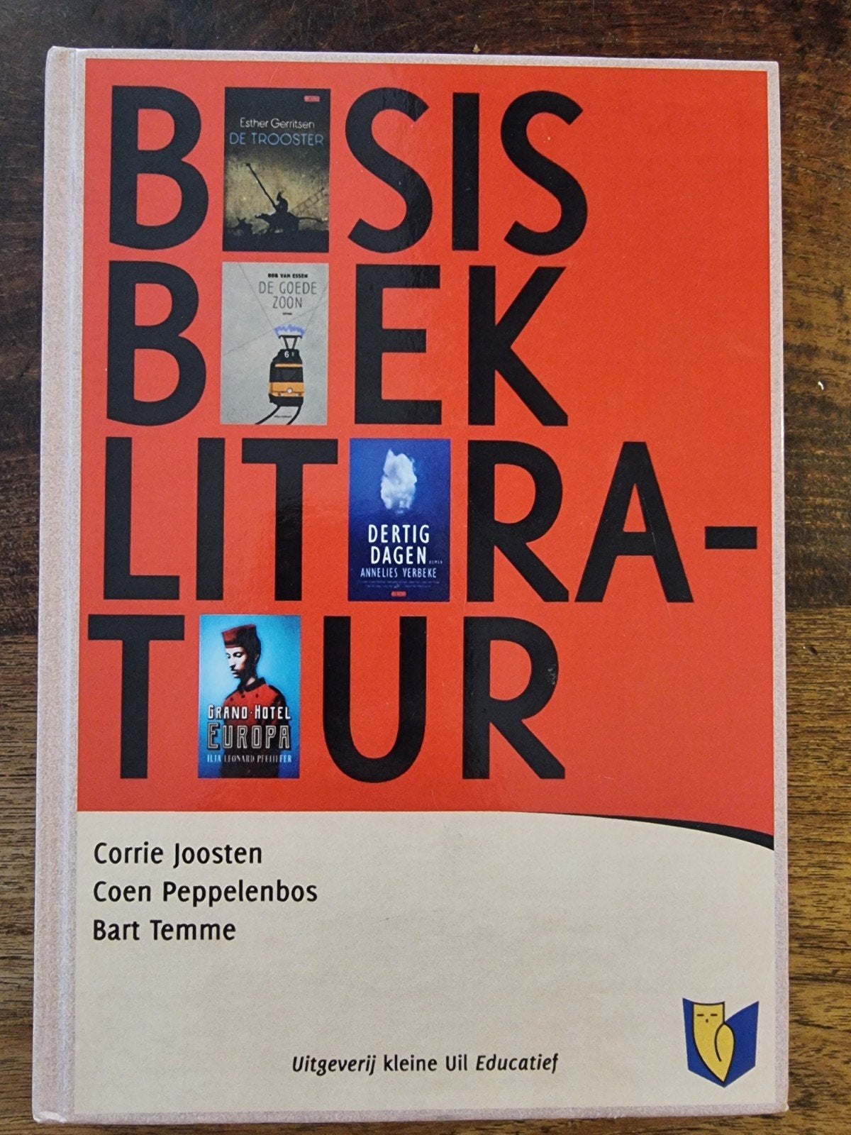 Basisboek Literatuur - Corrie Joosten e.a. (7e druk), Zo goed als nieuw, Corrie Joosten, Coen Peppelenbos, Bart Temme, Alpha, HBO