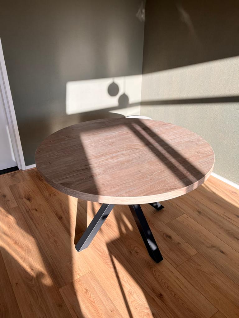 Eettafel bressano kwantum, Ophalen, Zo goed als nieuw, Rond, 50 tot 100 cm