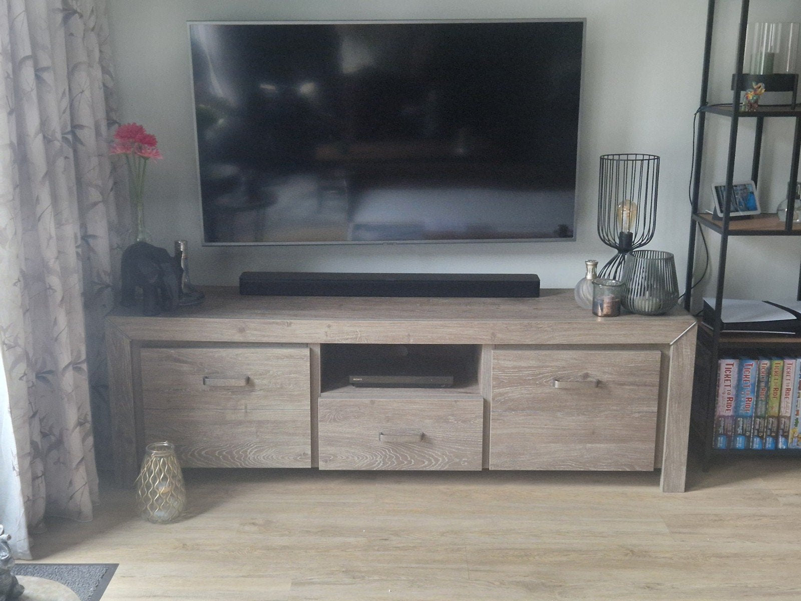 tv meubel, Ophalen