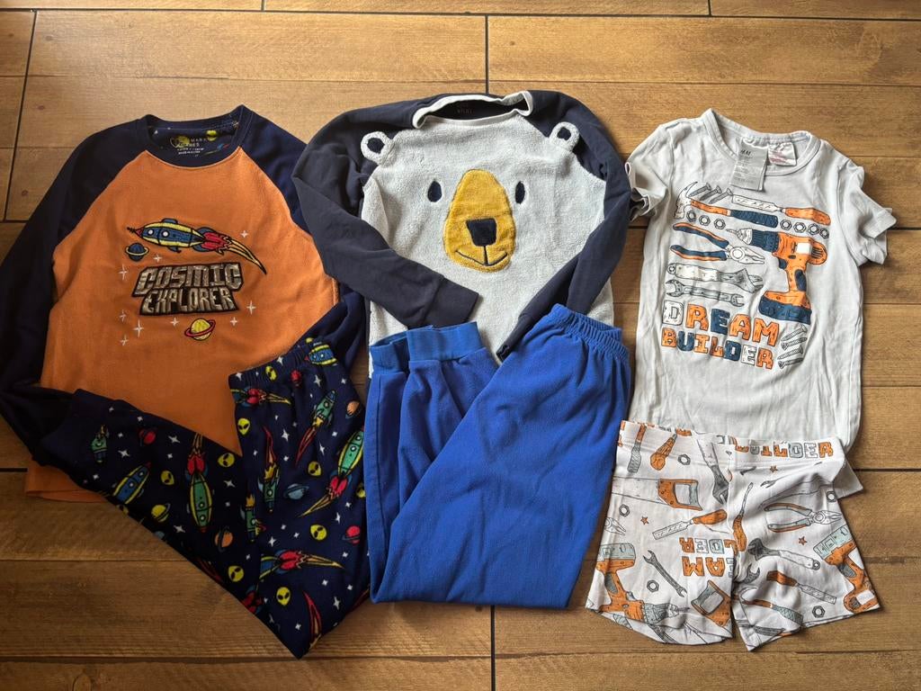 3 jongens pyjamas, Ophalen of Verzenden, Zo goed als nieuw, Jongen, Nacht- of Onderkleding