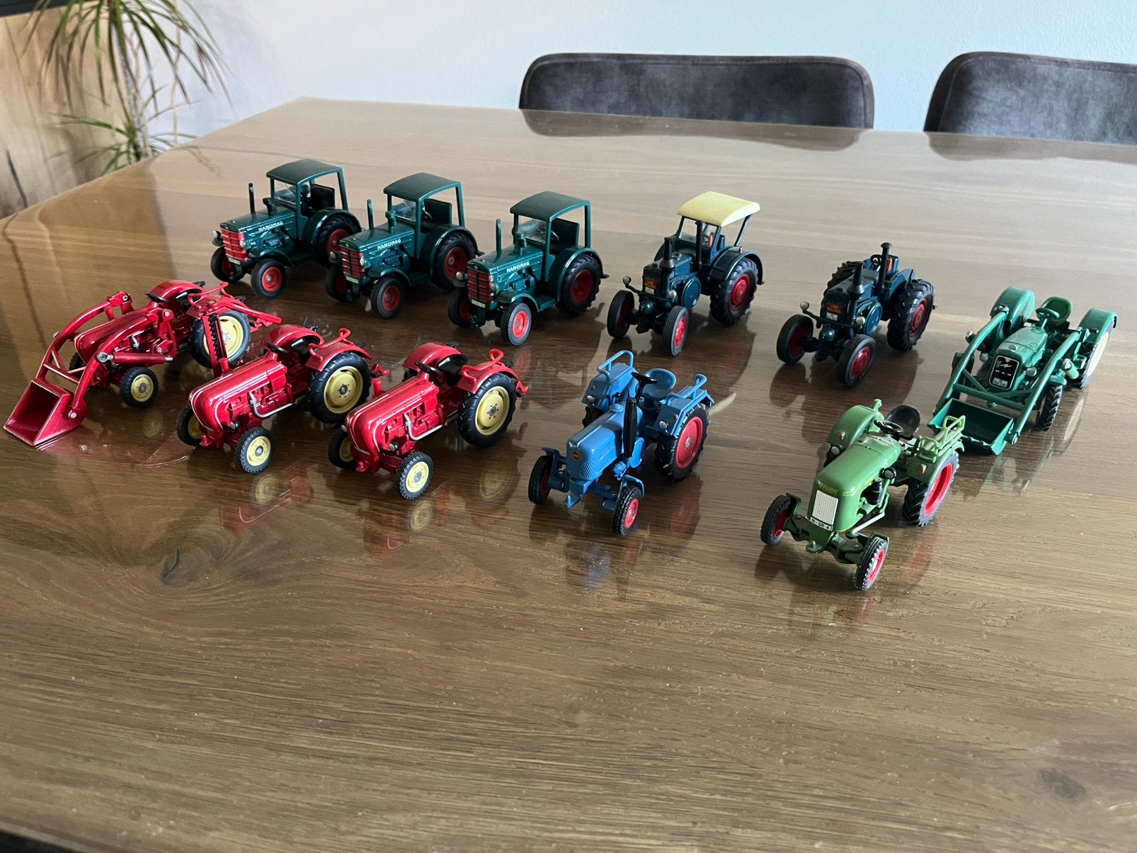 Verzameling tractors Siku Classics Fendt Porsche Hanomag, Ophalen of Verzenden, Zo goed als nieuw, Tractor of Landbouw, SIKU
