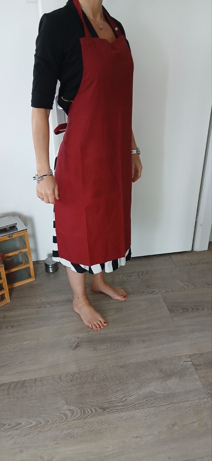 schorten, Ophalen of Verzenden, Zo goed als nieuw, Rood, Boven de knie