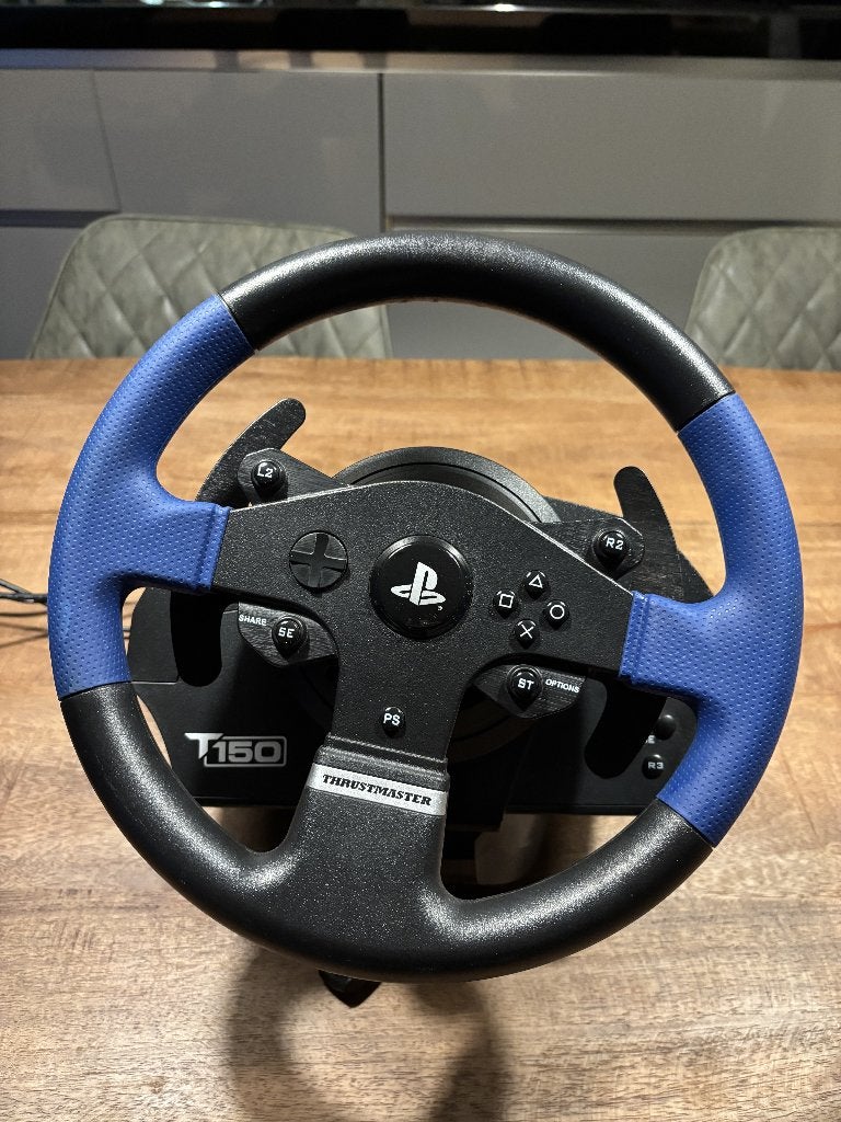 Thrustmaster T150 Racestuur + Pedalen, Spelcomputers en Games, Ophalen, Zo goed als nieuw