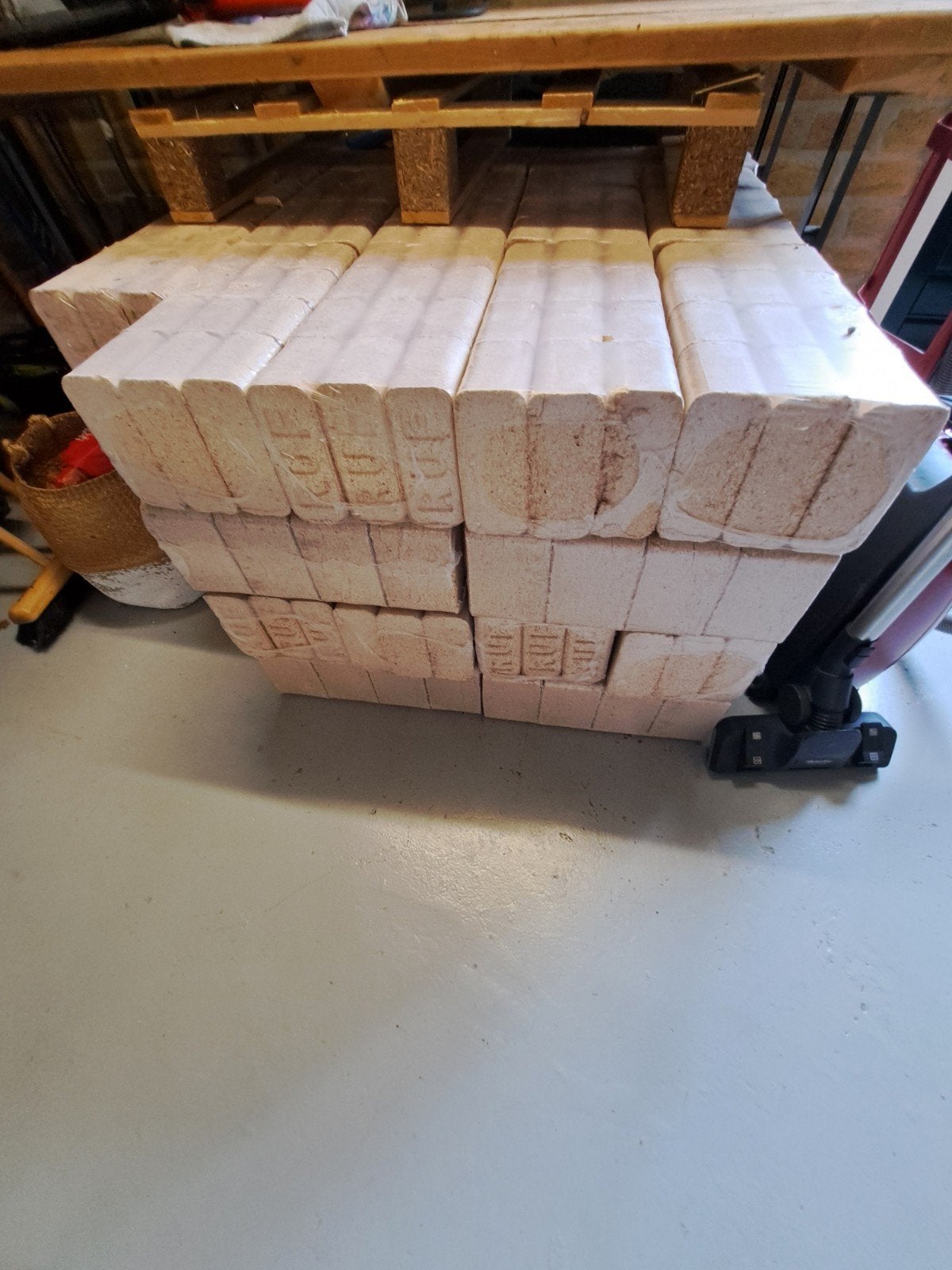 Houtbriketten voor kachel of haard, Tuin en Terras, Minder dan 3 m³, Ophalen, Overige houtsoorten, Blokken