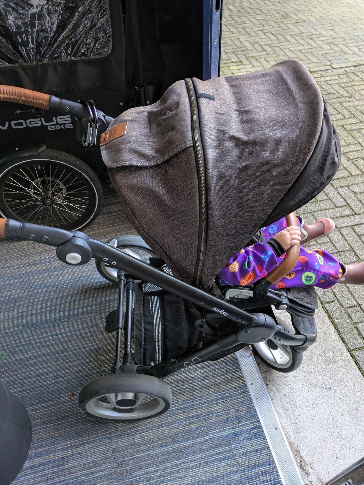 Mutsy Evo Kinderwagen Industrial met Reiswieg en Accessoires, Kinderen en Baby's, Gebruikt, Verstelbare duwstang, Mutsy, Ophalen