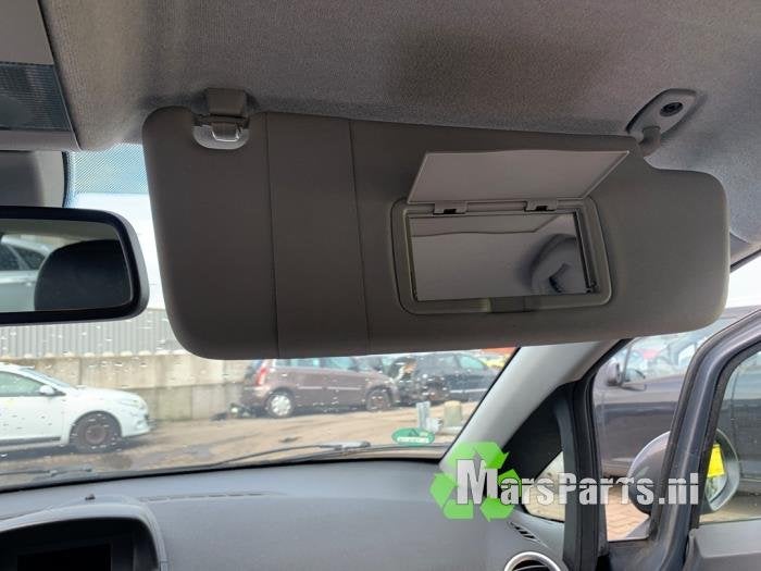Zonneklep van een Opel Corsa, Gebruikt, -, -, Opel