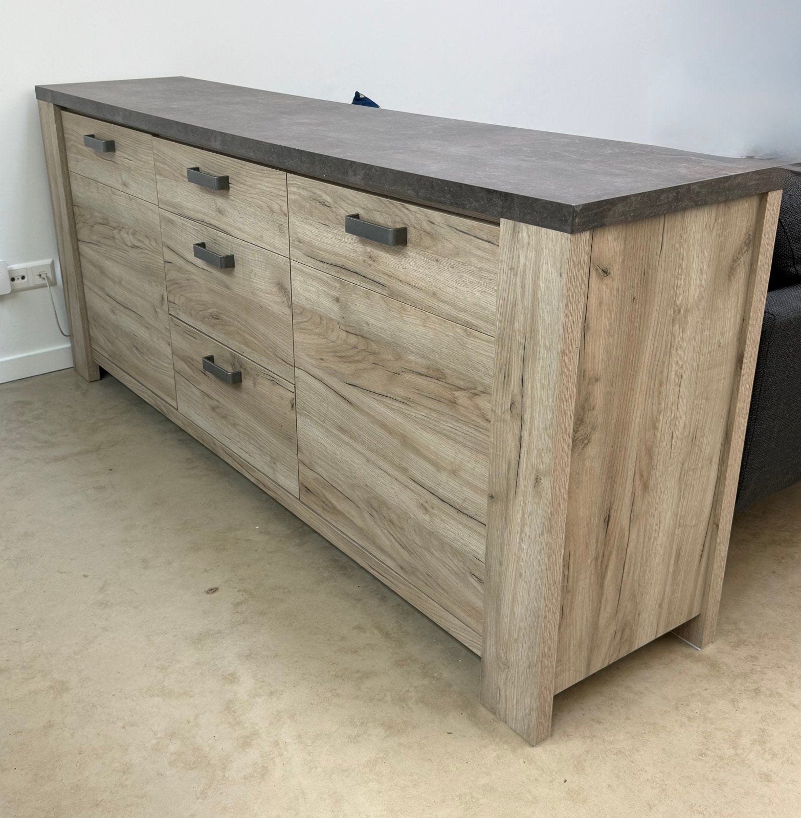 Nette Satriani dressoir te koop!, Ophalen, Gebruikt, Met deur(en), Eikenhout
