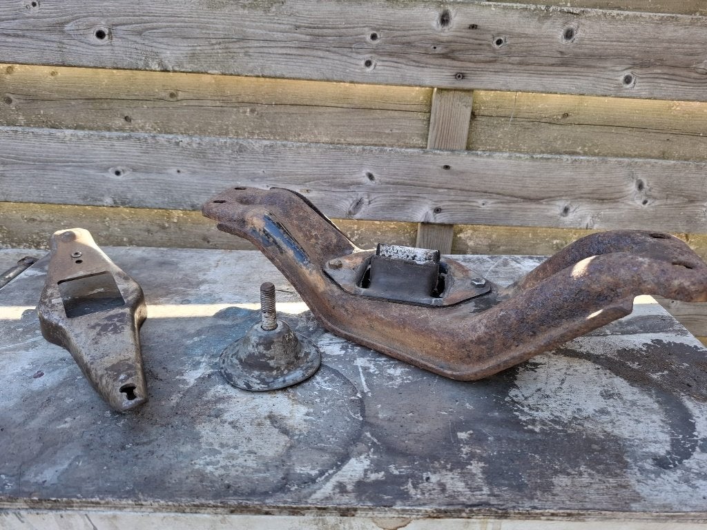 Ford Sierra MT75 steun en koppelingshefboom, Auto-onderdelen, Ophalen, Gebruikt, Ford