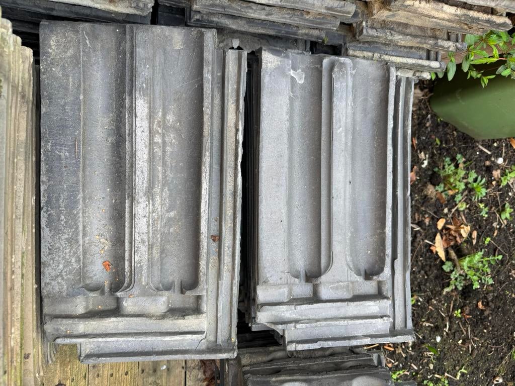 Zwarte mulden dakpan, gebruikt maar nog goed, Doe-het-zelf en Verbouw, Dakpannen en Dakbedekking, Ophalen, Gebruikt, Steen of Klei