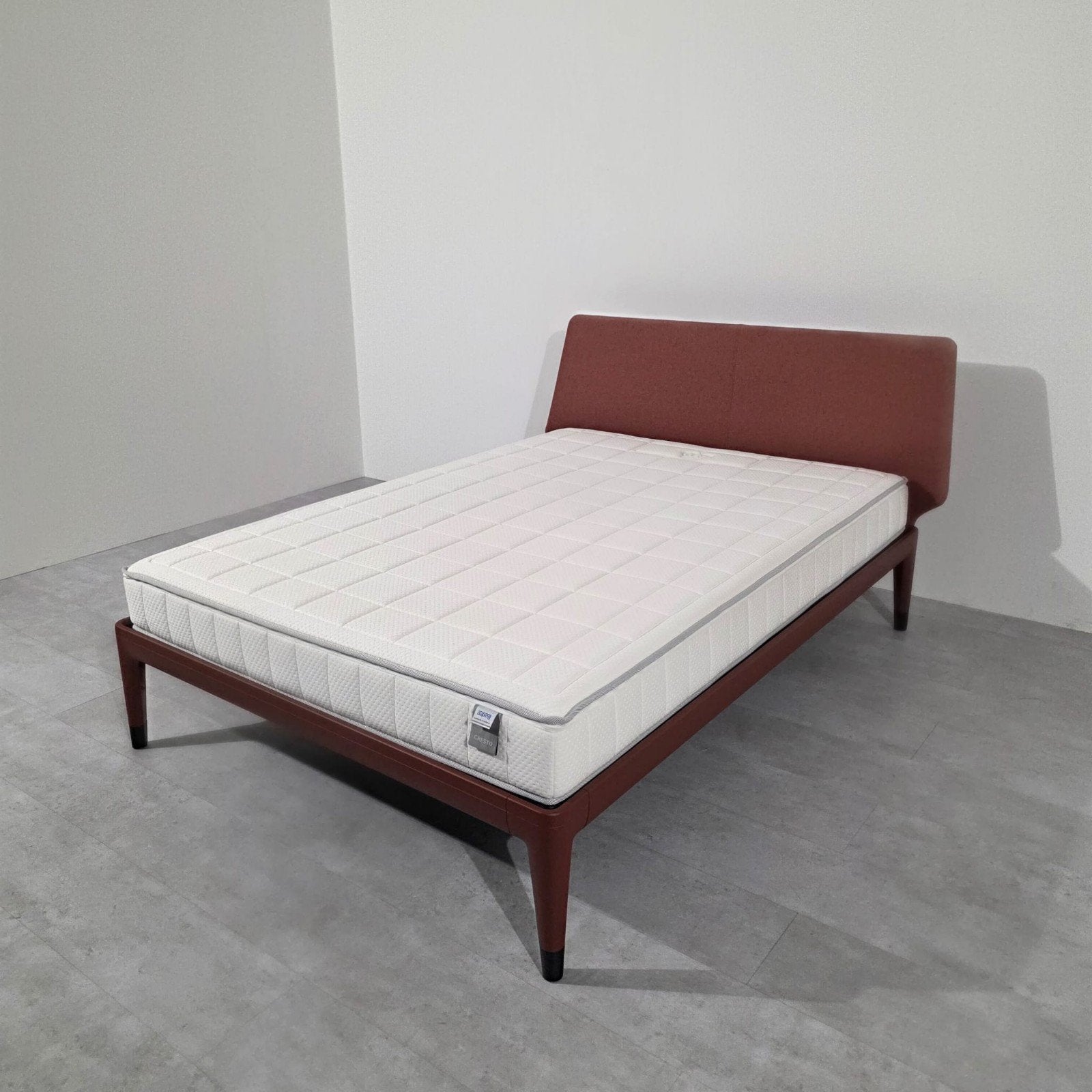 Auping Essential Bed 140x200, Huis en Inrichting, ., Zo goed als nieuw, Twijfelaar, .