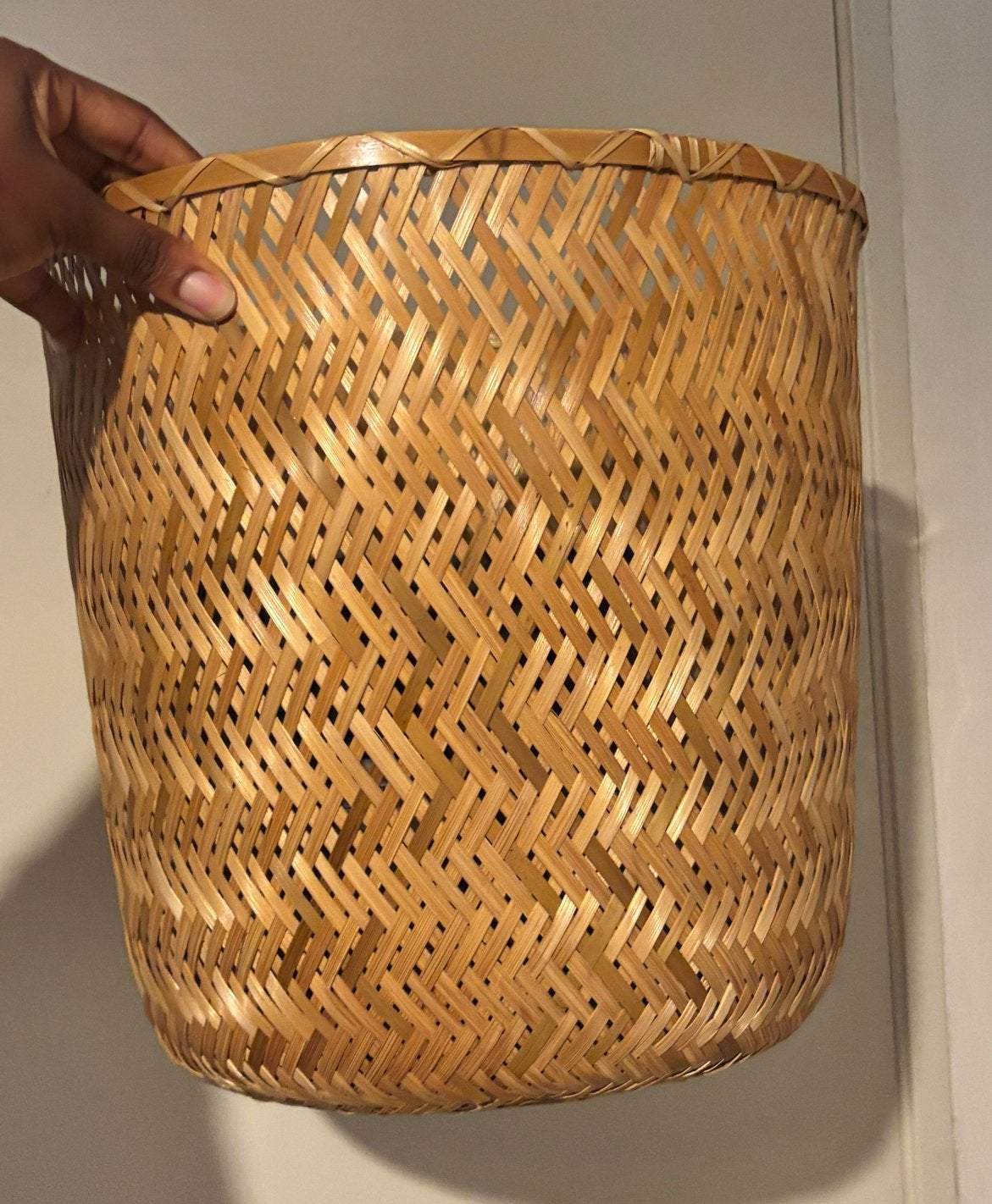 IKEA KLYNNON - Handgemaakte bamboe mand 32CM, Ophalen, Mand, Rond, Zo goed als nieuw