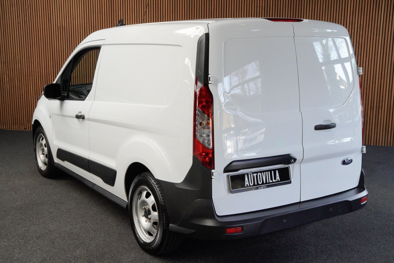 Ford Transit Connect 1.0 Navi Airco Camera 1x Schuifdeur PDC, Voorwielaandrijving, Gebruikt, Zwart, Wit
