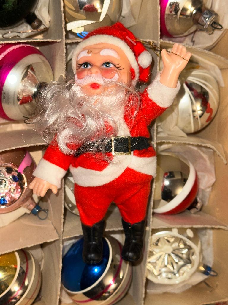 Vintage Kerstman plm 15 cm groot uit de jaren 60 nostalgie, Diversen, Kerst, Ophalen, Gebruikt