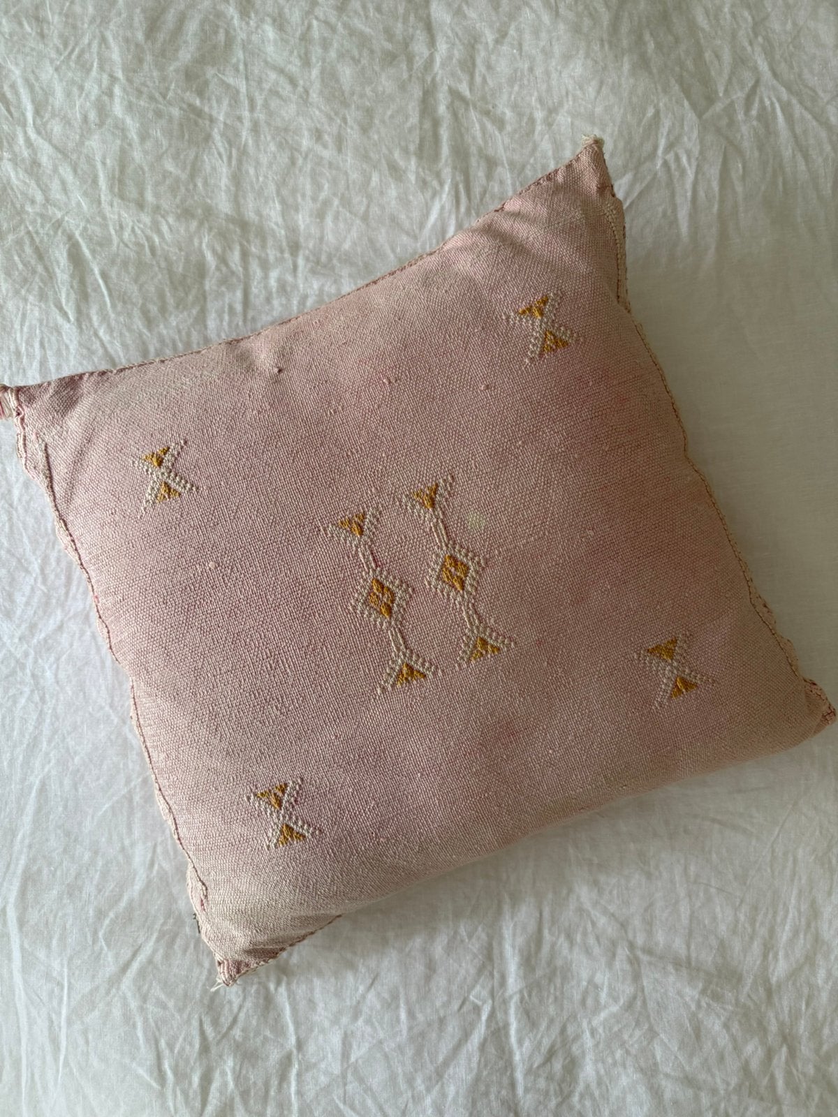 Moroccan cactus silk kussen, Ophalen of Verzenden, Zo goed als nieuw, Vierkant