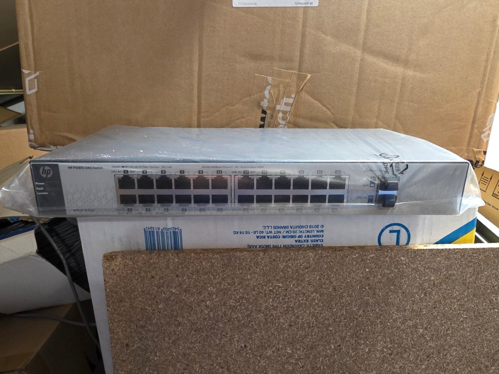 HP ProCurve PS1810 manages witch J9834A - 24x Gigabit Netwer, Computers en Software, Ophalen of Verzenden, Gebruikt