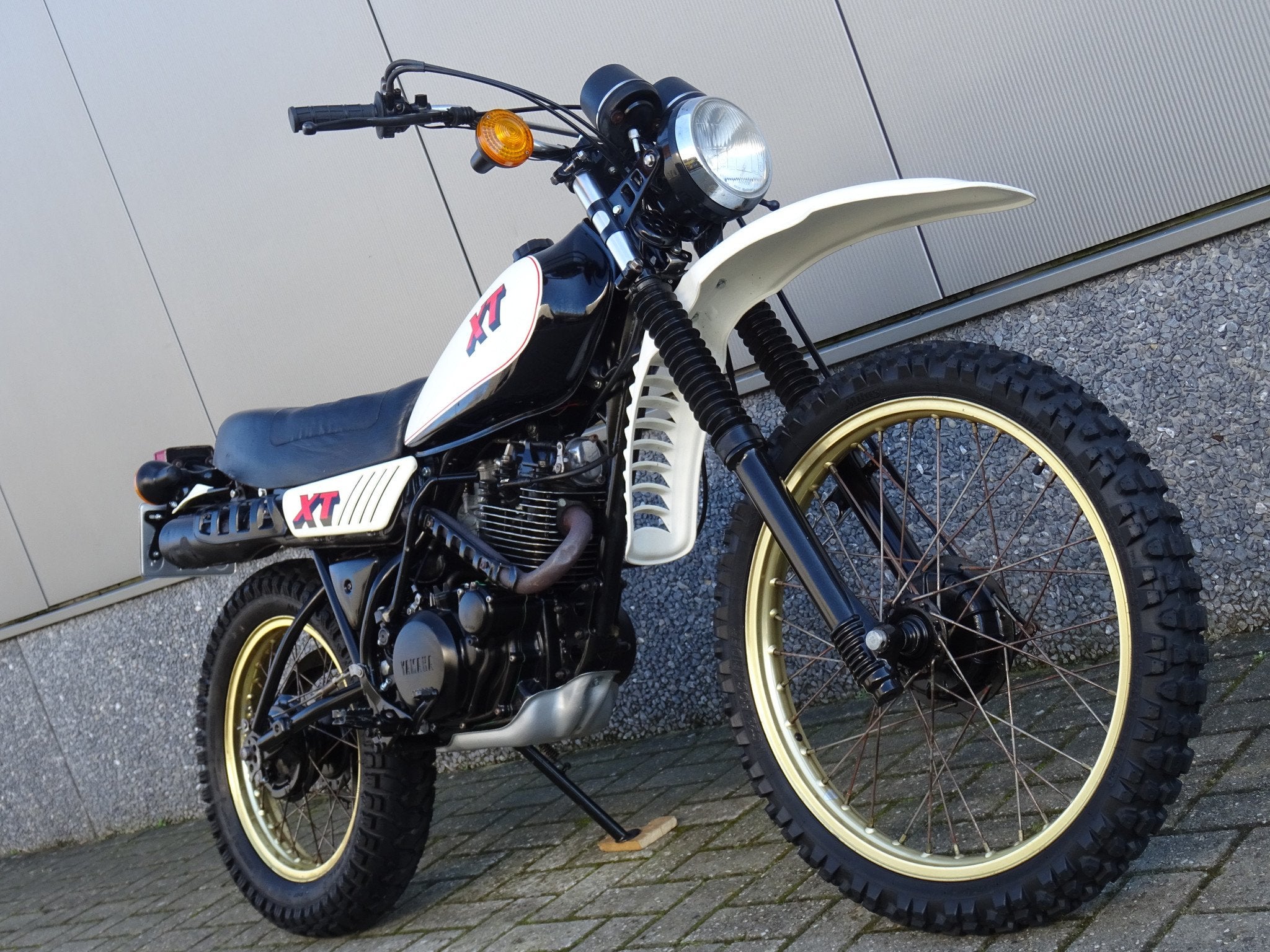 Yamaha XT 250 (bj 1982), Toermotor, 249 cc, 12 t/m 35 kW