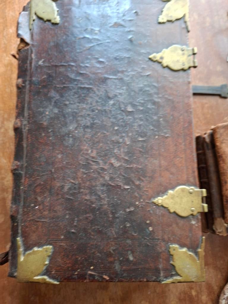 Keurbijbel uit 1730 Adel van Gelder handschrift, Antiek en Kunst, Ophalen of Verzenden