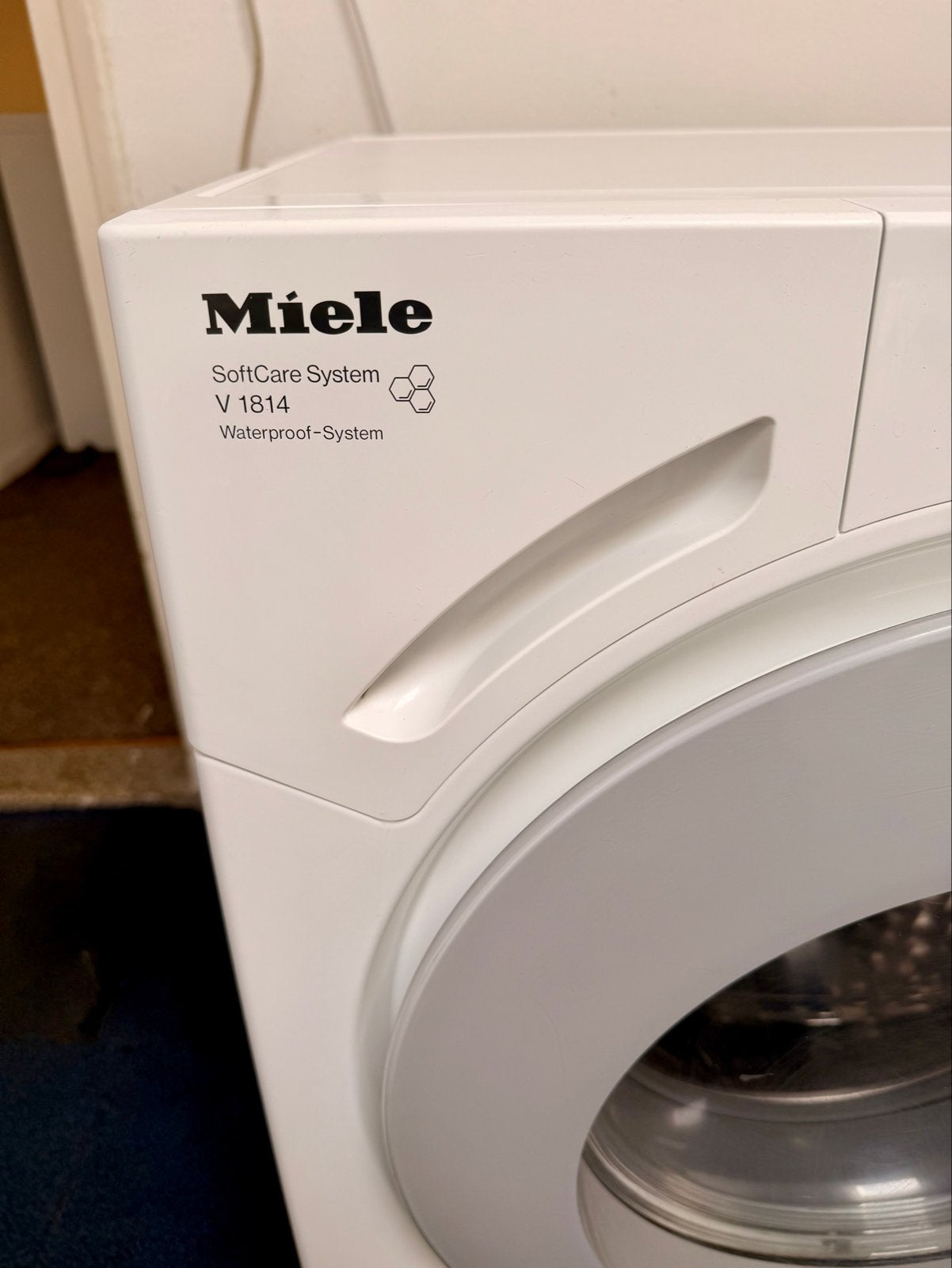 Miele V1814 SoftCare System Wasmachine - 1600 toeren, 6 tot 8 kg, Gebruikt, Germany, Www.miele.com