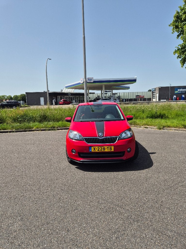 Skoda Citigo Sport 1.0 MPI 55KW 2014 Rood, Stof, 74 pk, Zwart, 4 stoelen